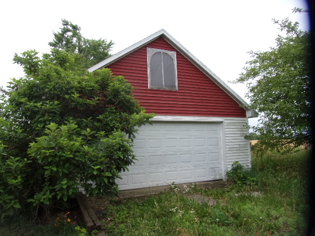 14521 Lilly Road Mackinaw, IL 61755 - Photo 4 of 13