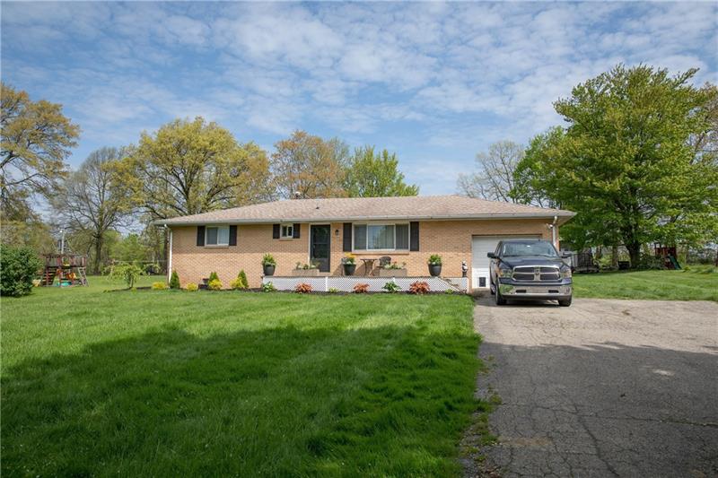1053 Winfield Road Cabot, PA 16023 - Photo 3 of 20