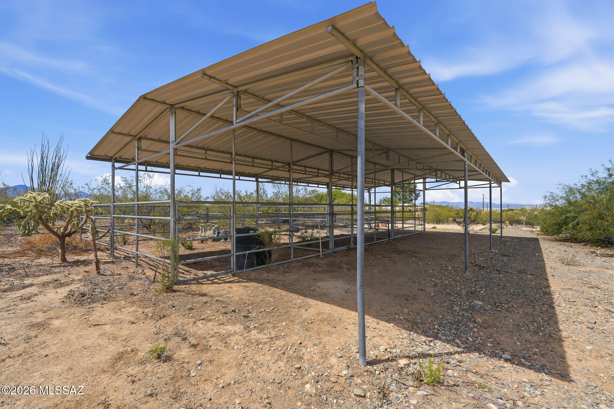 7716 West Sahuarita Road Vail, AZ 85641 - Photo 36 of 51 Horse Facility