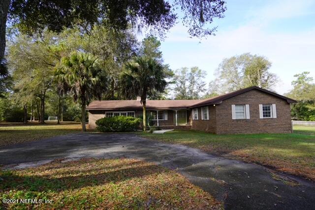 6843 Miltondale Road Macclenny, FL 32063 - Photo 5 of 30 2018-10-15 16.14.37