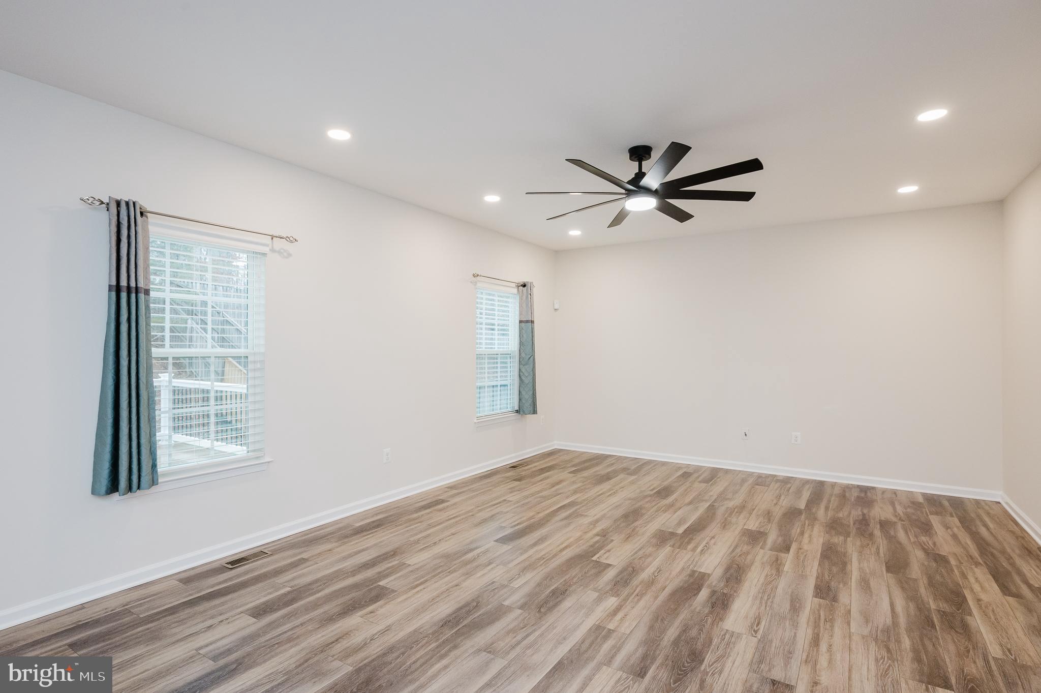 142 Cool Springs Road North East, MD 21901 - Photo 11 of 81 New LVP throughout Main Level