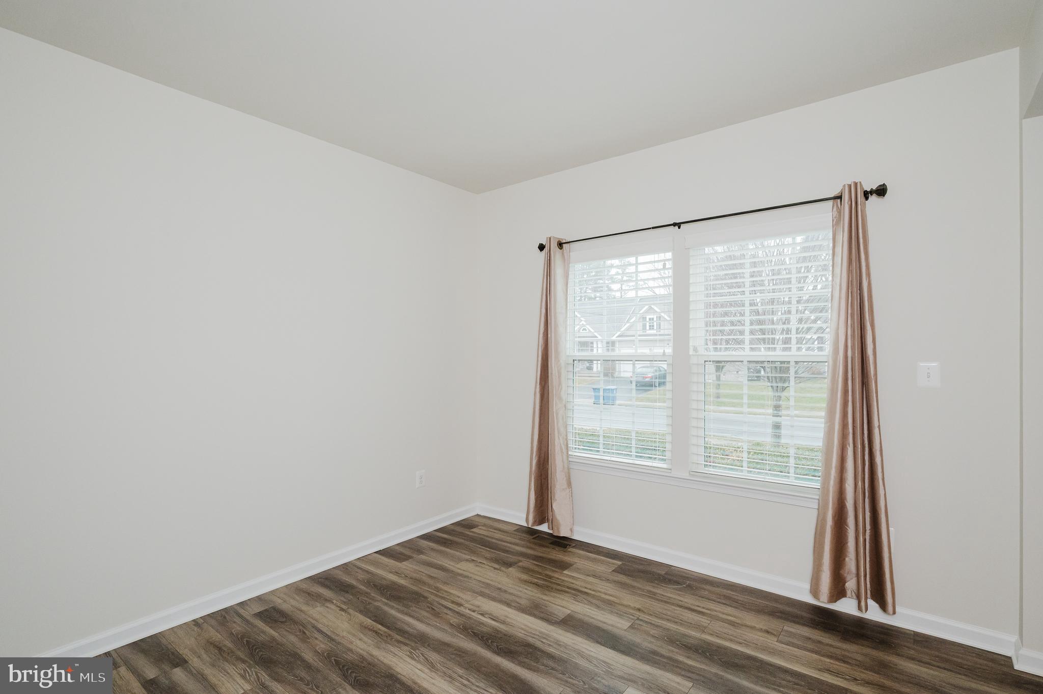 142 Cool Springs Road North East, MD 21901 - Photo 6 of 81 Living Room