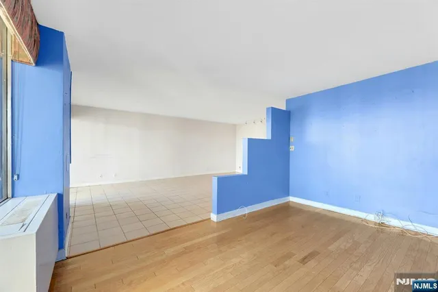 $157,000 | 5 Horizon Road, Unit 907, Fort Lee, NJ 07024