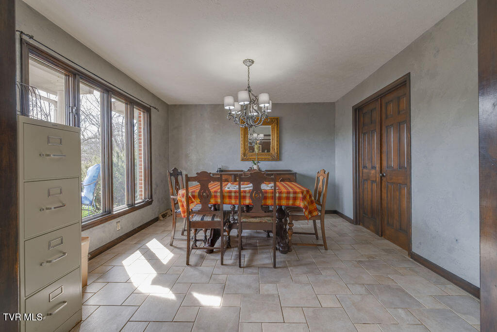 250 Hummingbird Lane Unicoi, TN 37692 - Photo 12 of 51 012
