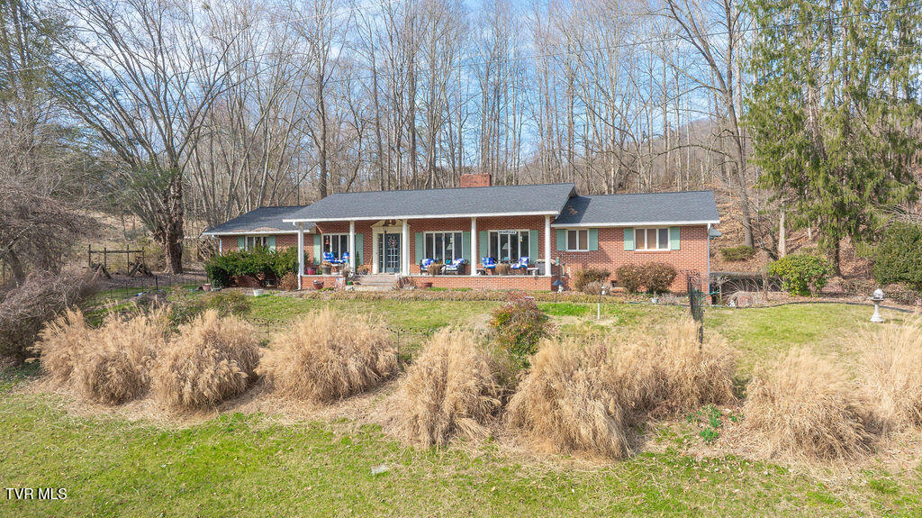 250 Hummingbird Lane Unicoi, TN 37692 - Photo 44 of 51 044