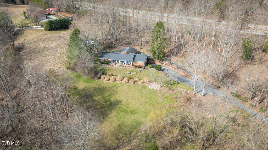 250 Hummingbird Lane Unicoi, TN 37692 - Photo 45 of 51 045