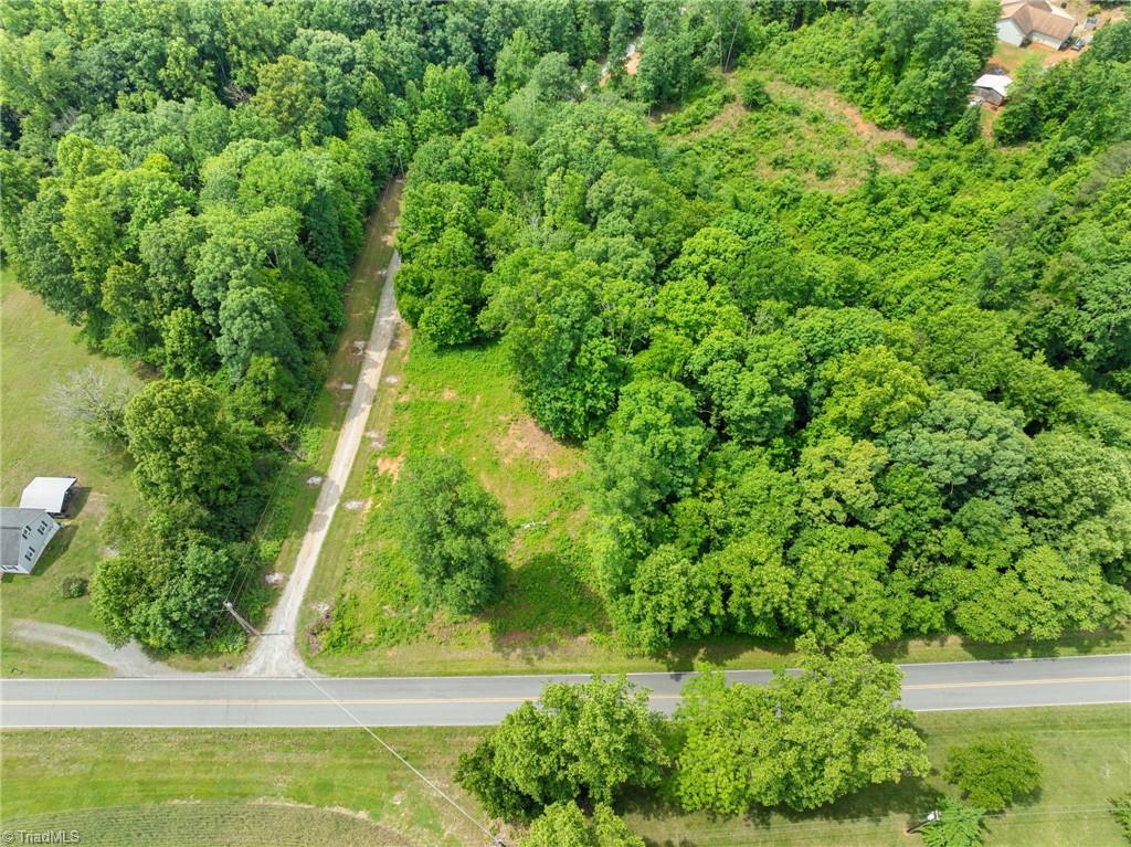 2595 Slate Road King, NC 27021 - Photo 2 of 15