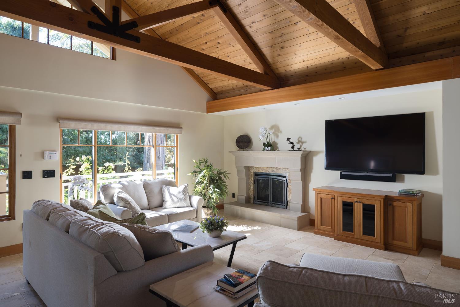 1636 Abramson Road Santa Rosa, CA 95401 - Photo 8 of 40