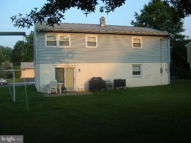 106 South Oak Street Lititz, PA 17543 - Photo 2 of 6 Gallery Image 2