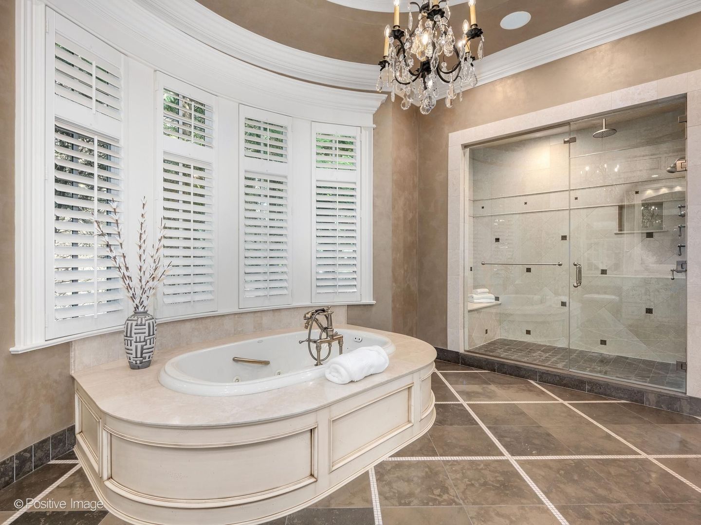 909 Cleveland Road Hinsdale, IL 60521 - Photo 33 of 80 Gallery Image 33