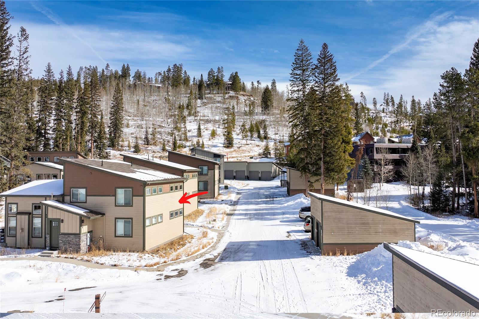 40 Journey Way Fraser, CO 80442 - Photo 33 of 41 a view of a city with tall buildings