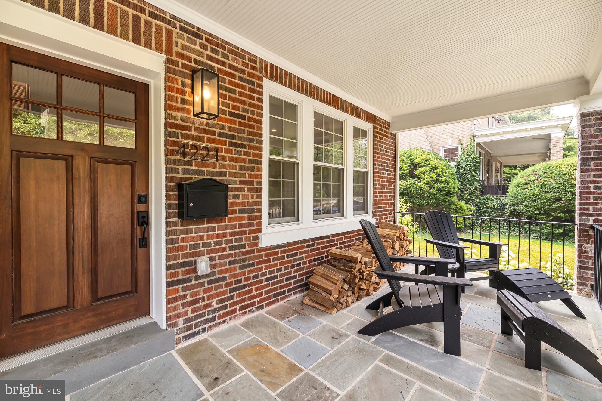 4221 37th Street Northwest Washington, DC 20008 - Photo 3 of 38