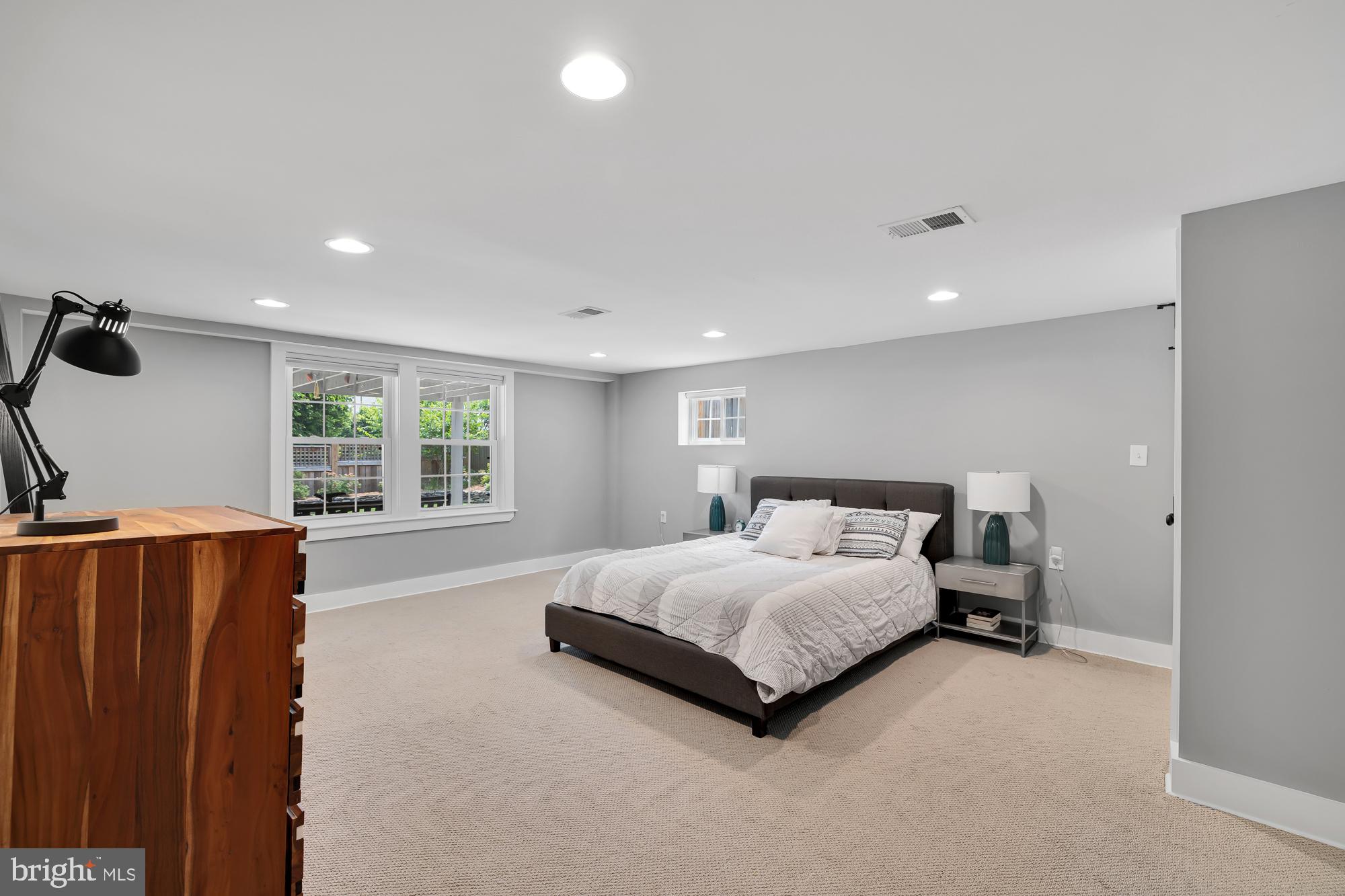 4221 37th Street Northwest Washington, DC 20008 - Photo 35 of 38