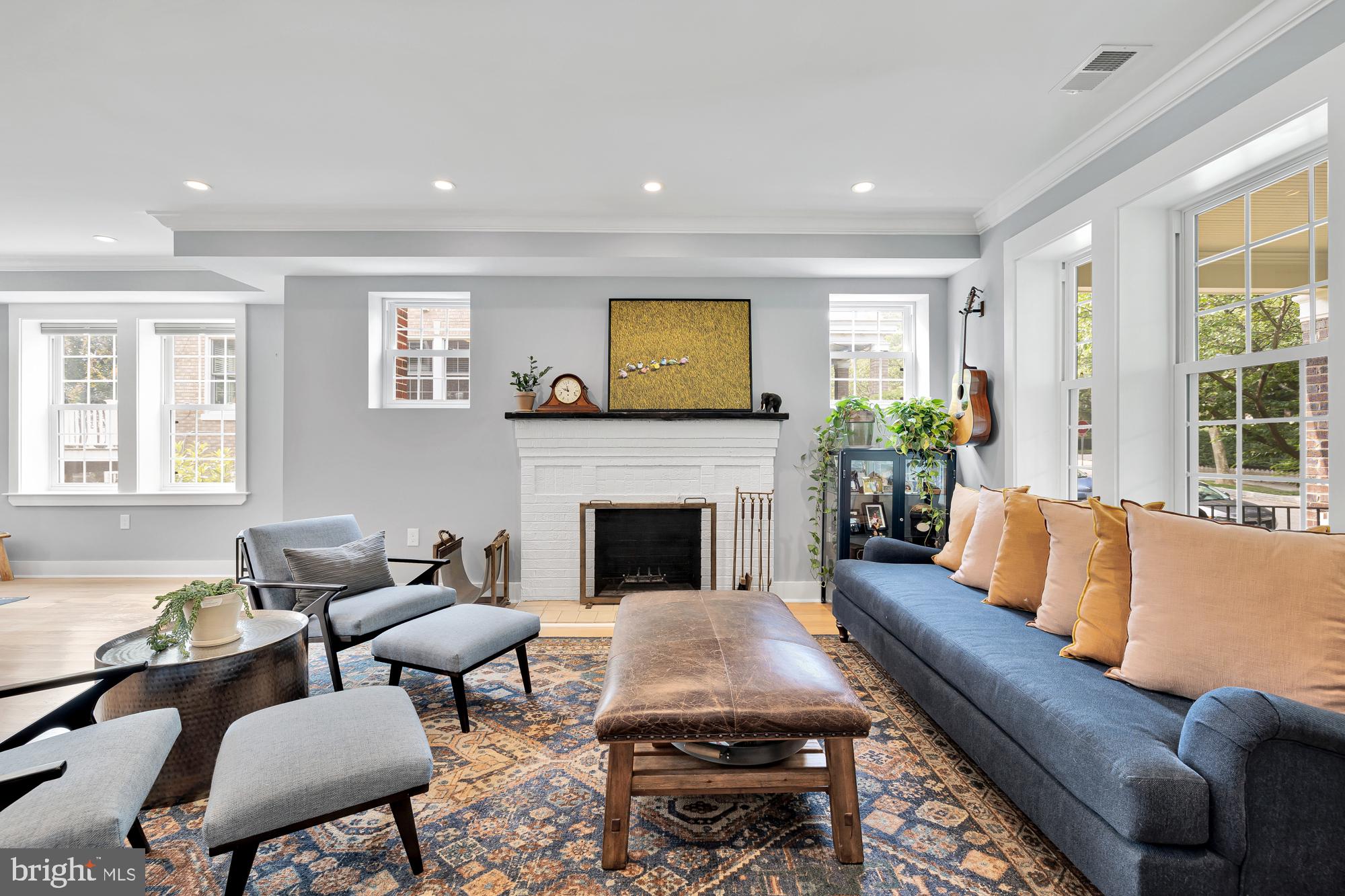 4221 37th Street Northwest Washington, DC 20008 - Photo 5 of 38