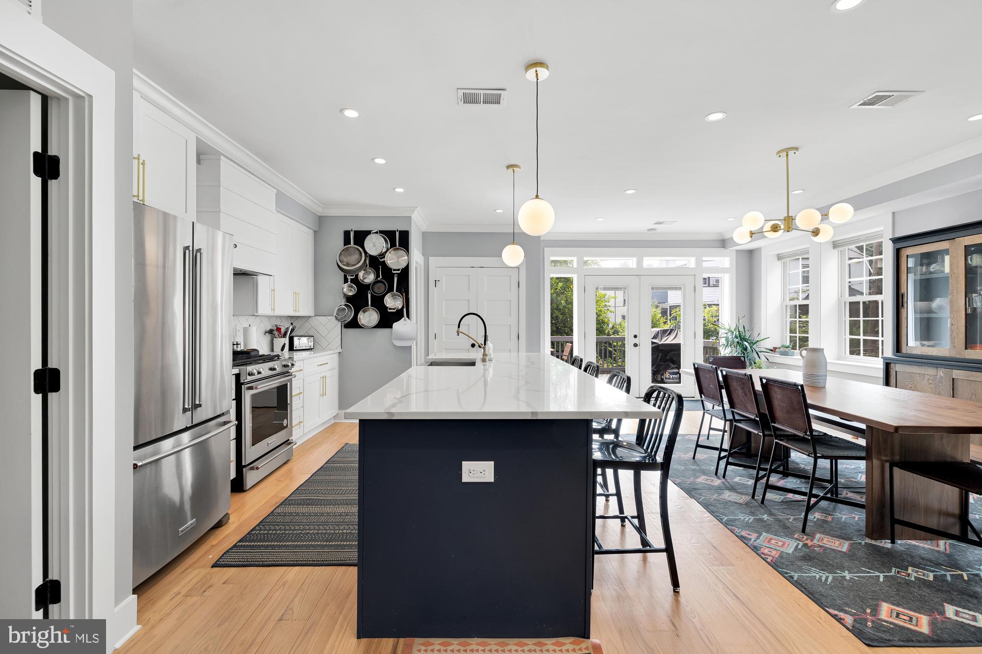 4221 37th Street Northwest Washington, DC 20008 - Photo 8 of 38