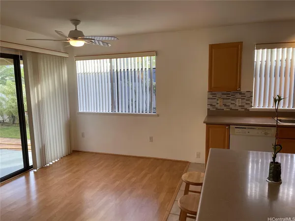 $3,400 | 94-1012 Hakunui Street, Unit 33, Waipahu, HI 96797