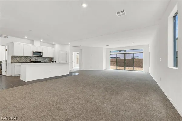 $3,000 | 7079 Grace Est Avenue, Las Vegas, NV 89113