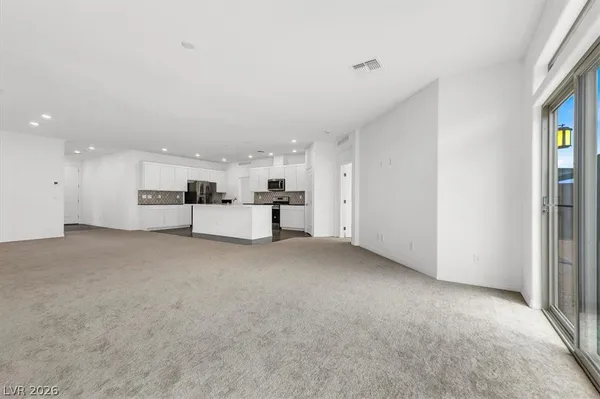 $3,000 | 7079 Grace Est Avenue, Las Vegas, NV 89113