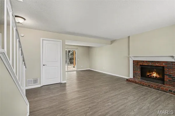 $244,900 | 4030 Tera Bera Drive, Florissant, MO 63034