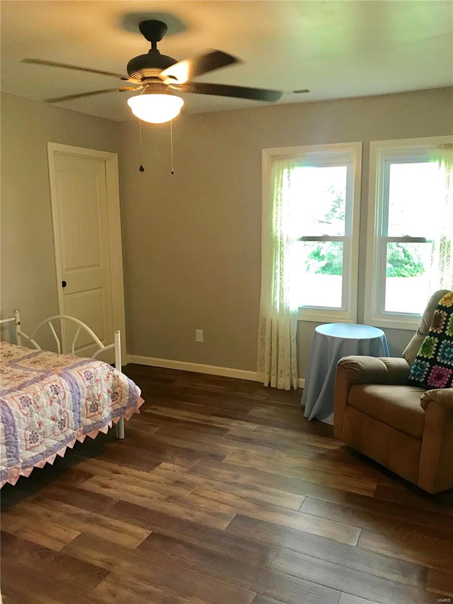 7977 Stagecoach Road Shipman, IL 62685 - Photo 15 of 25 Gallery Image 15