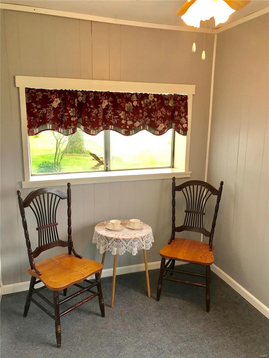 7977 Stagecoach Road Shipman, IL 62685 - Photo 5 of 25 Gallery Image 5