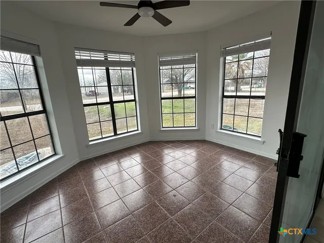 $1,675 | 136 Discovery Lane, San Marcos, TX 78666