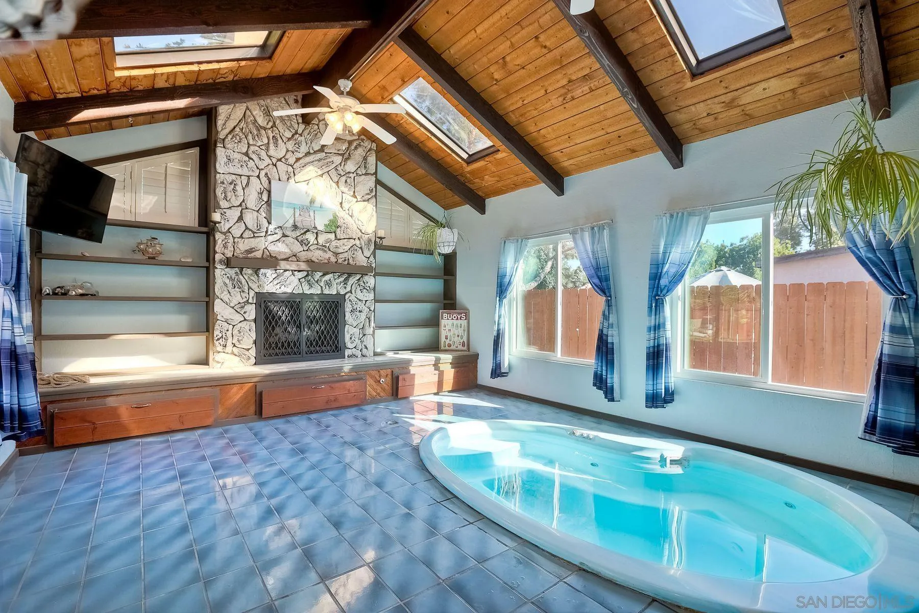 14051 Olive Meadows Place Poway, CA 92064 - Photo 24 of 33 a view of an entryway