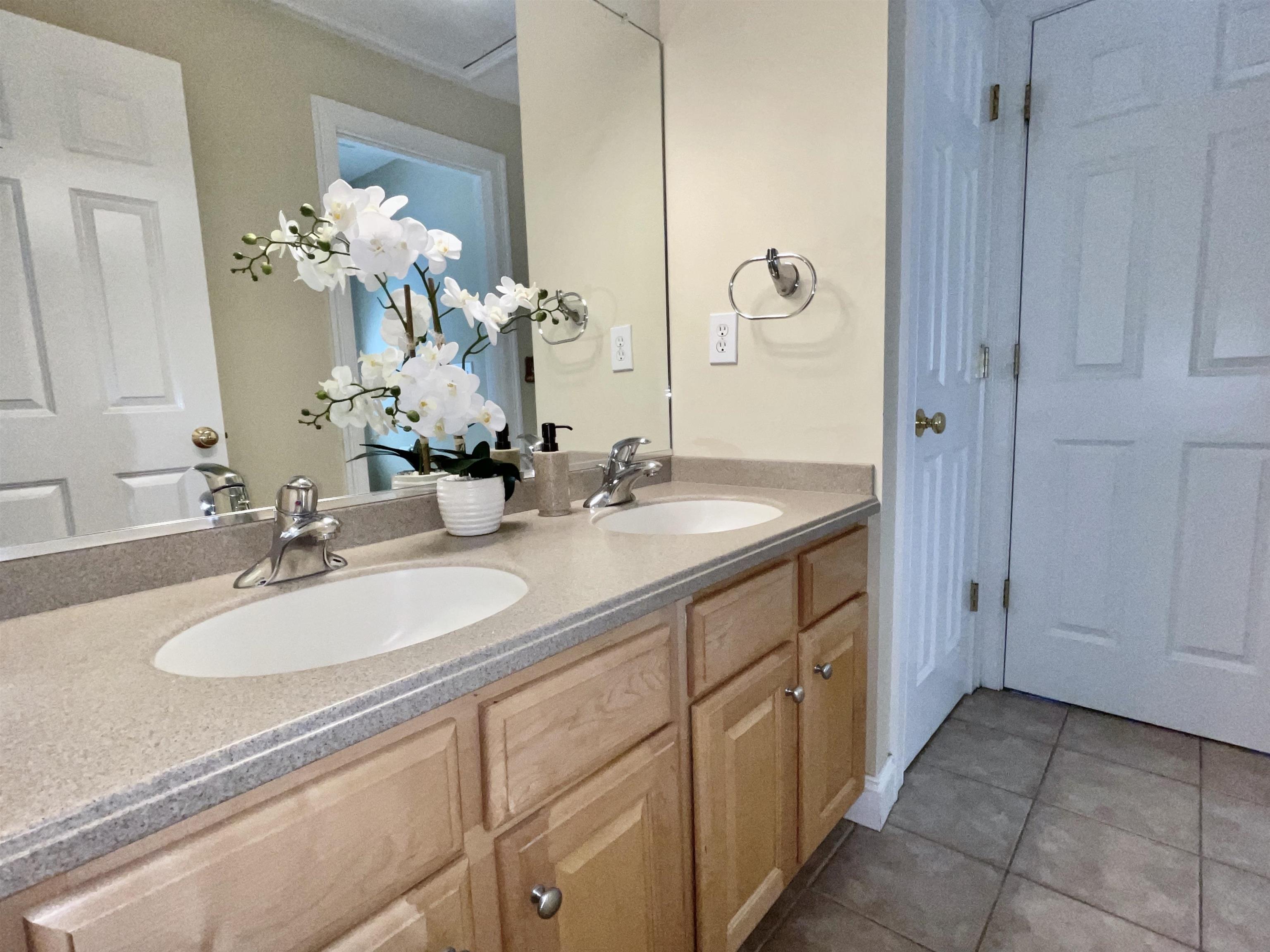 21 Emerson Lane Hollis, NH 03049 - Photo 29 of 40