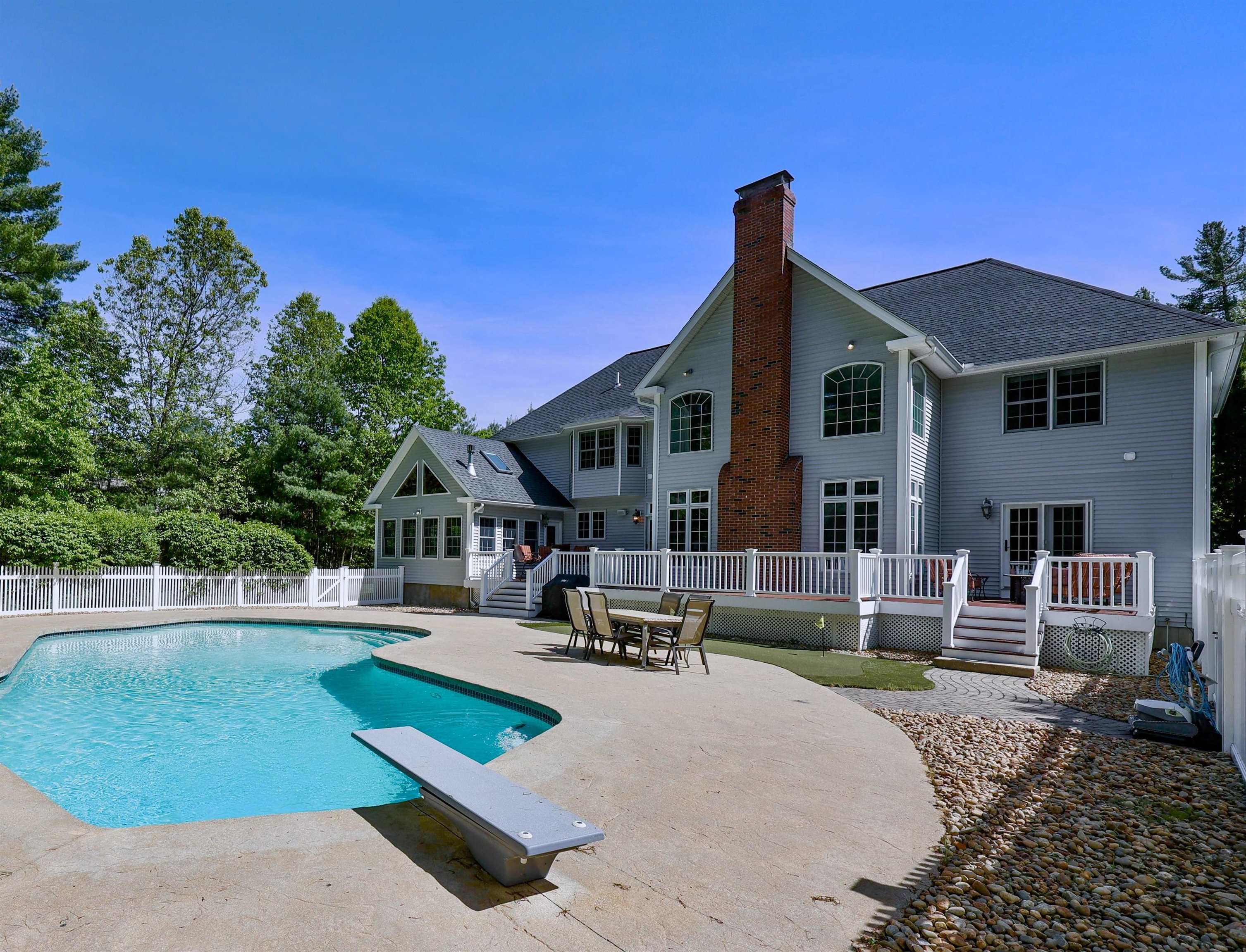 21 Emerson Lane Hollis, NH 03049 - Photo 37 of 40