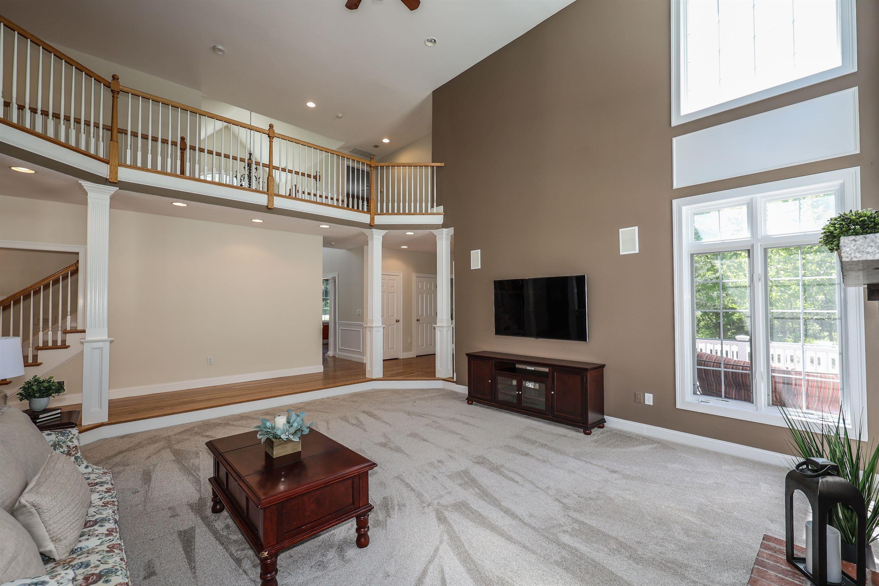 21 Emerson Lane Hollis, NH 03049 - Photo 10 of 40