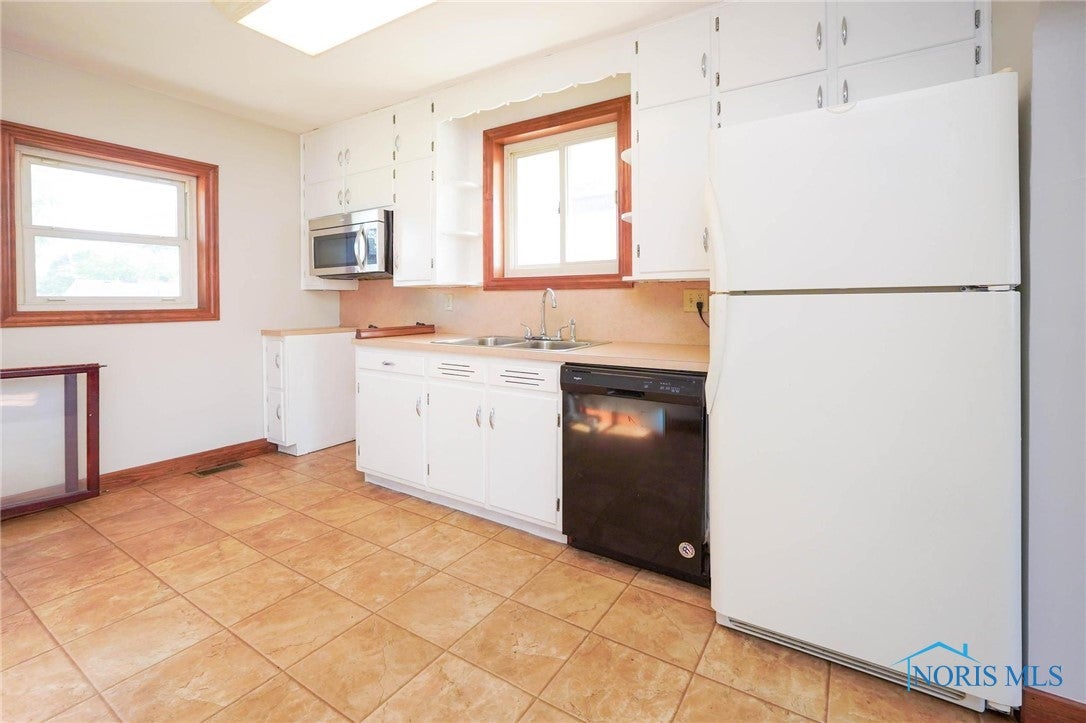 301 Rector Avenue Findlay, OH 45840 - Photo 12 of 40 Gallery Image 12