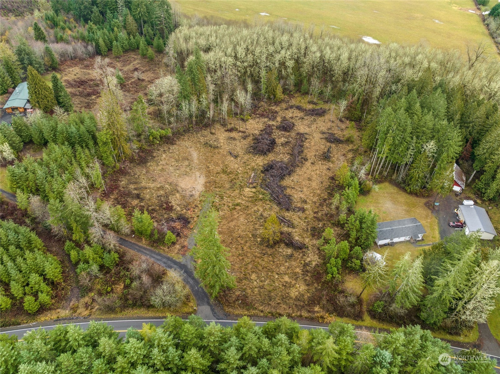 -xxx Centralia Alpha Road Chehalis, WA 98532 - Photo 3 of 7 a view of a city with lush green forest