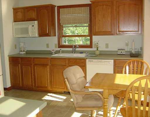 139 Ohare Road Canonsburg, PA 15317 - Photo 4 of 8 Kitchen.