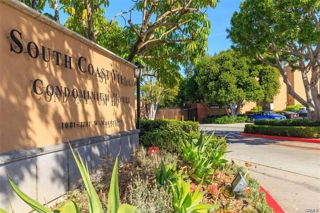 $2,800 | 1101 West MacArthur Boulevard, Santa Ana, CA 92707