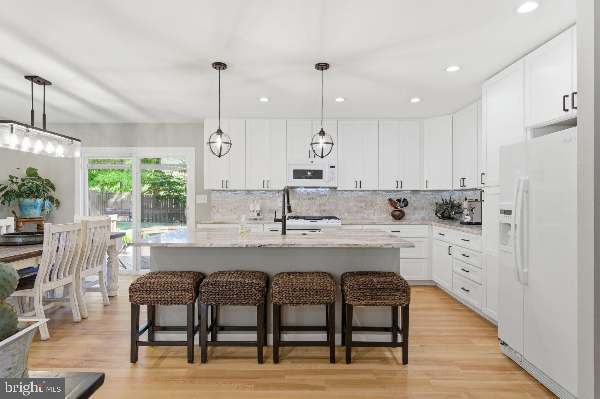 7221 Galgate Drive Springfield, VA 22153 - Photo 8 of 56