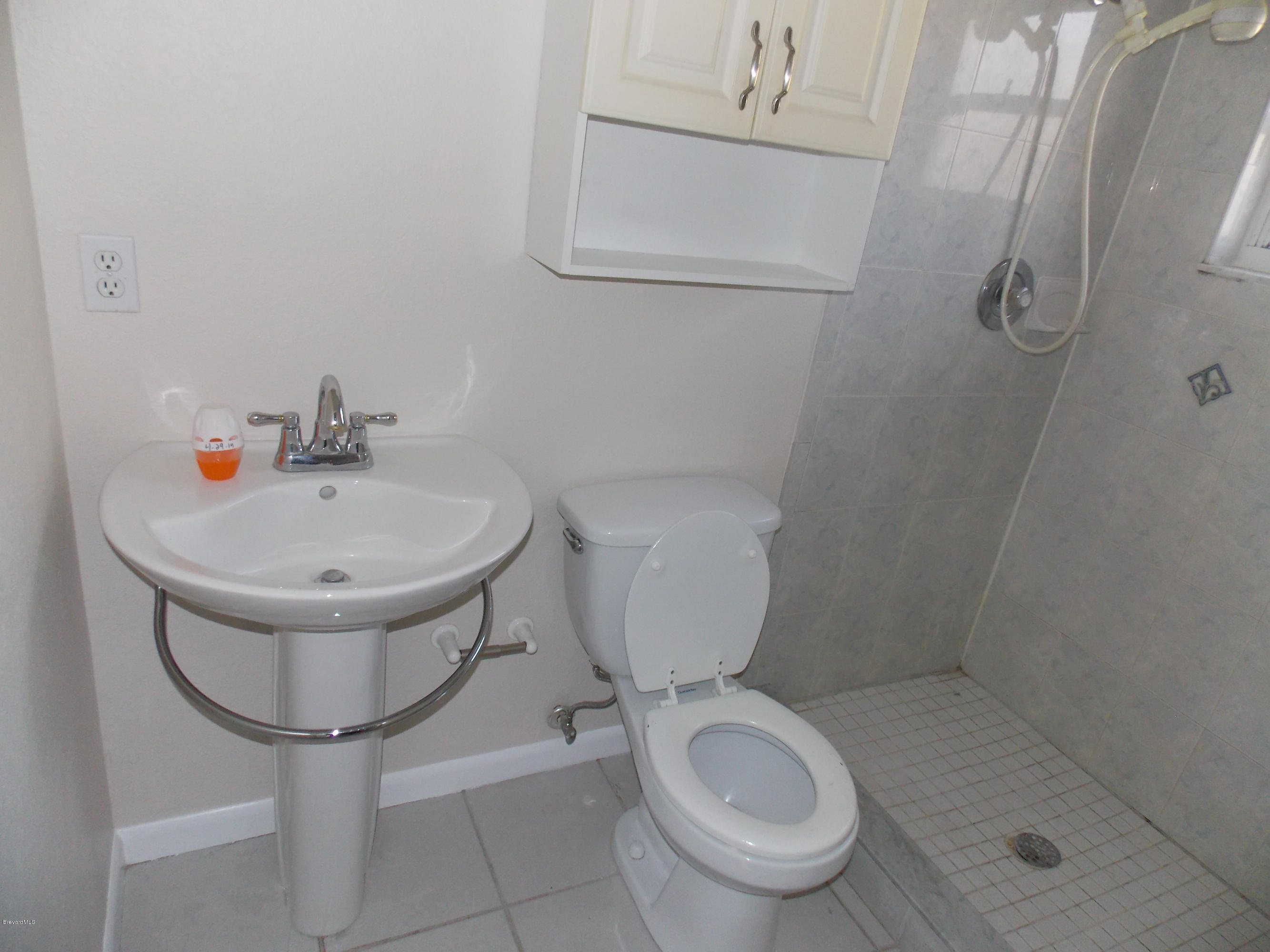 403 Rosedale Drive Satellite Beach, FL 32937 - Photo 6 of 8 DSCN4104