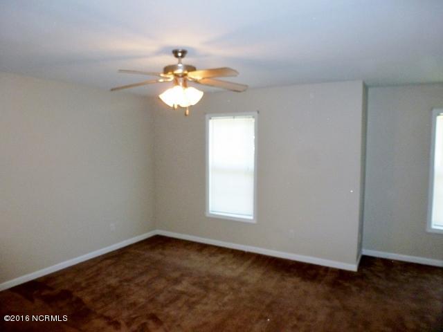 170 Lee Rogers Road Hubert, NC 28539 - Photo 11 of 24 MB (640x480)