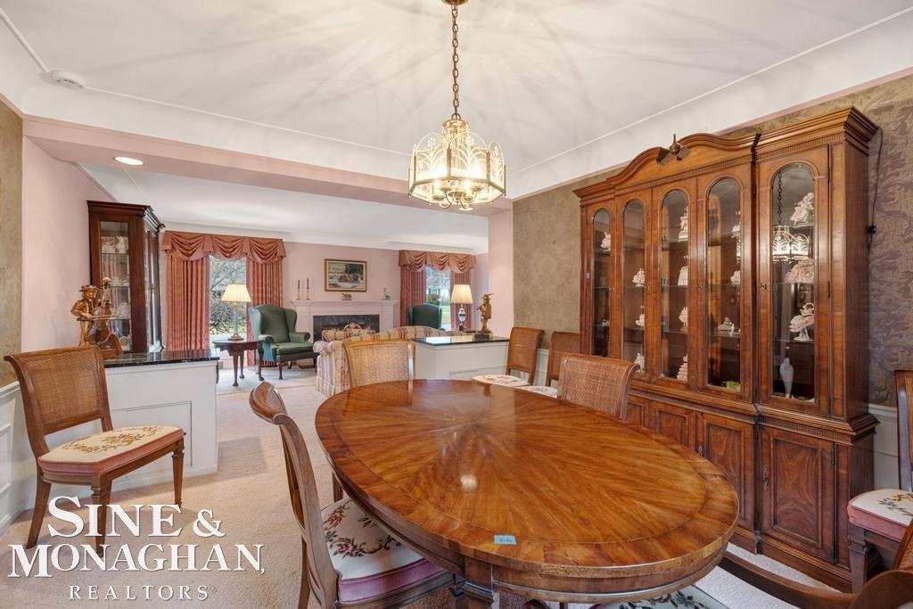 809 Fairford Road Grosse Pointe, MI 48236 - Photo 9 of 57 50195070-9abfccac-5506-4b3e-a797-70f58b09f5de.JPG
