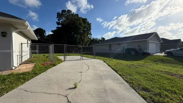 $2,600 | 1498 Beche Street Southeast, Palm Bay, FL 32909