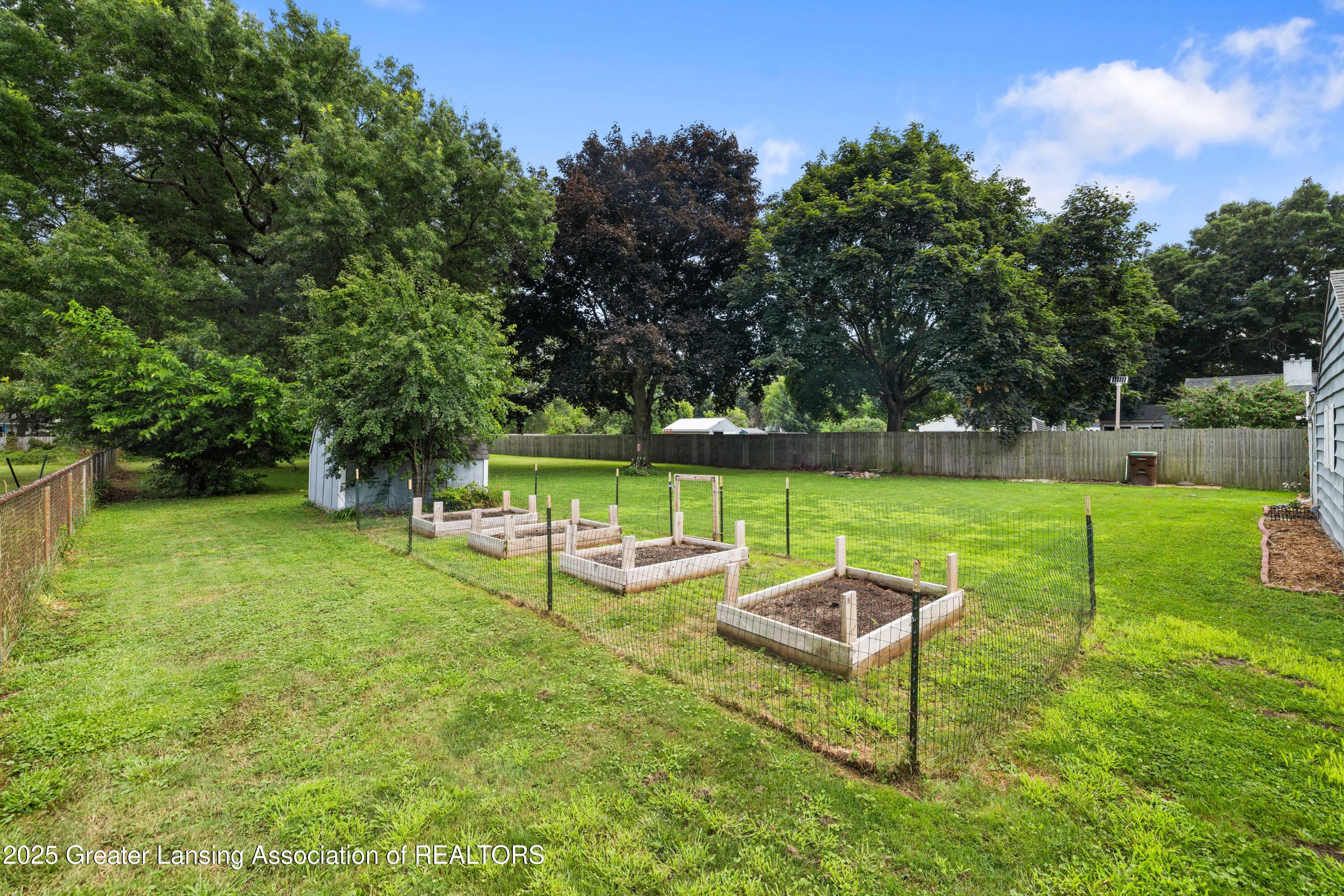 605 Clement Road Lansing, MI 48917 - Photo 40 of 51 AKP-28 (2)