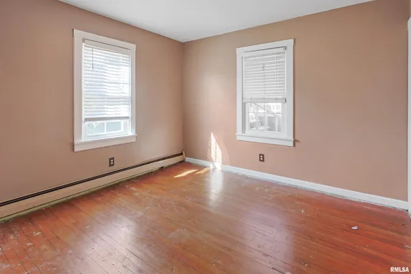 $132,000 | 111 Grand Avenue, Anna, IL 62906