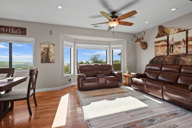 $359,000 | 19662 White Horse Place, Cottonwood, CA 96022