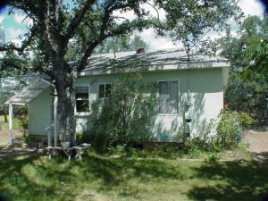 11826 Scott Road Redding, CA 96003 - Photo 1 of 1 a view of a garden with a tree