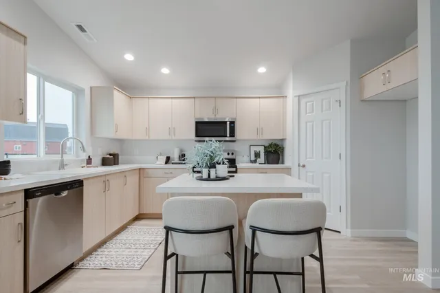 $450,990 | 1776 West Unforgettable Street, Meridian, ID 83642