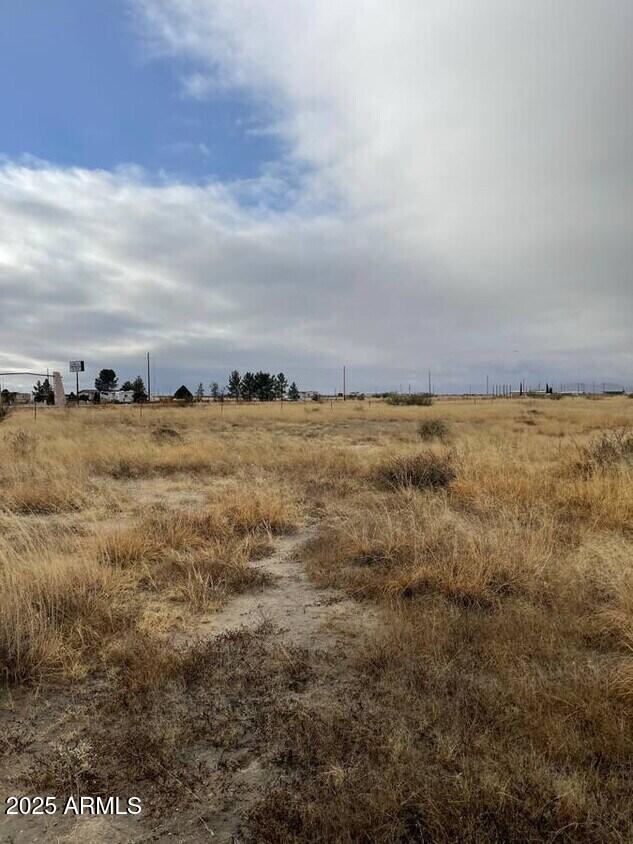 0 South Haskell Avenue, Unit 24 Willcox, AZ 85643 - Photo 14 of 17 a view of an ocean