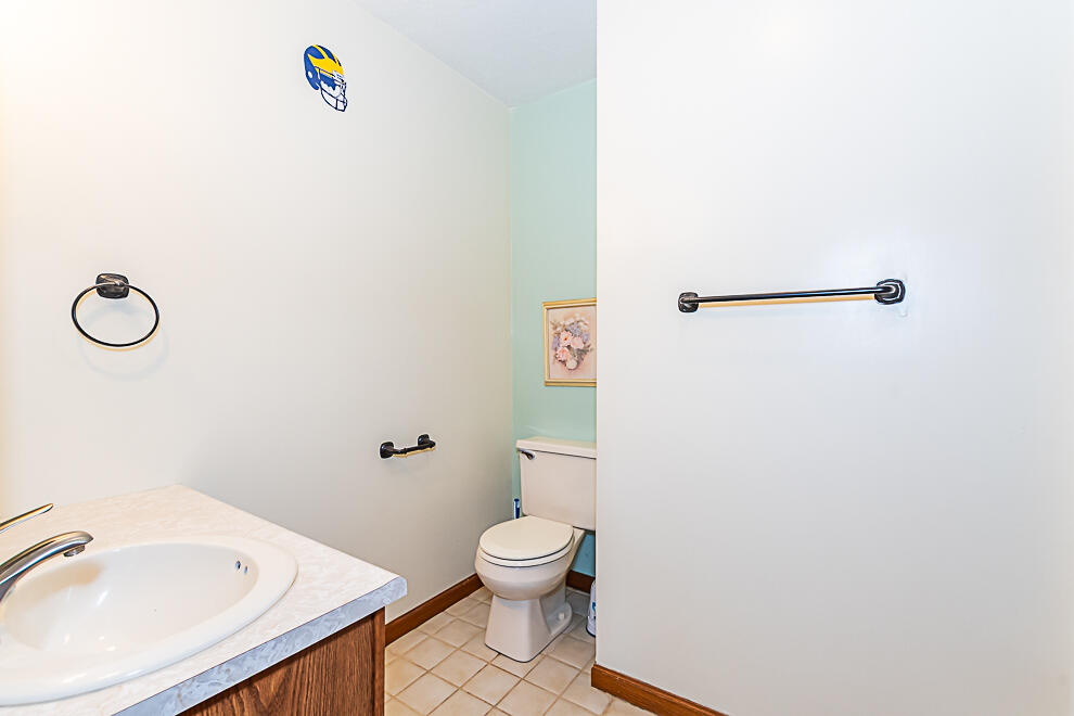 2240 Hickory Road Battle Creek, MI 49017 - Photo 45 of 58 RN5_5025