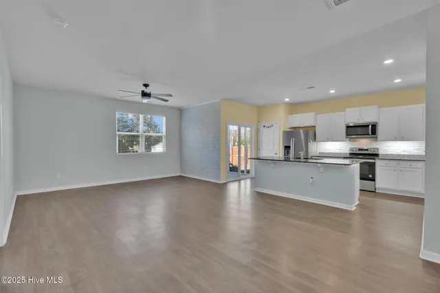 $299,000 | 1551 Murre Court Southeast, Bolivia, NC 28422