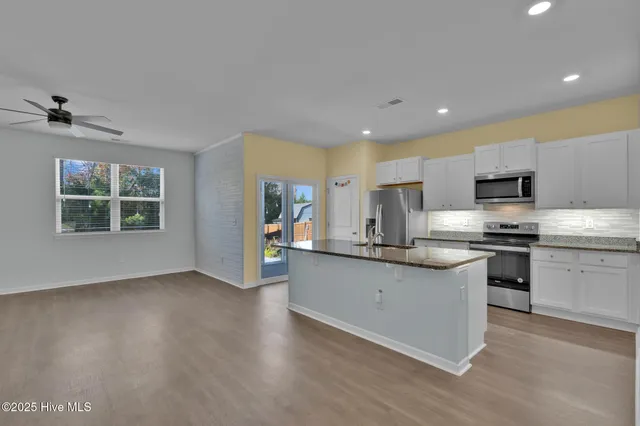 $299,000 | 1551 Murre Court Southeast, Bolivia, NC 28422