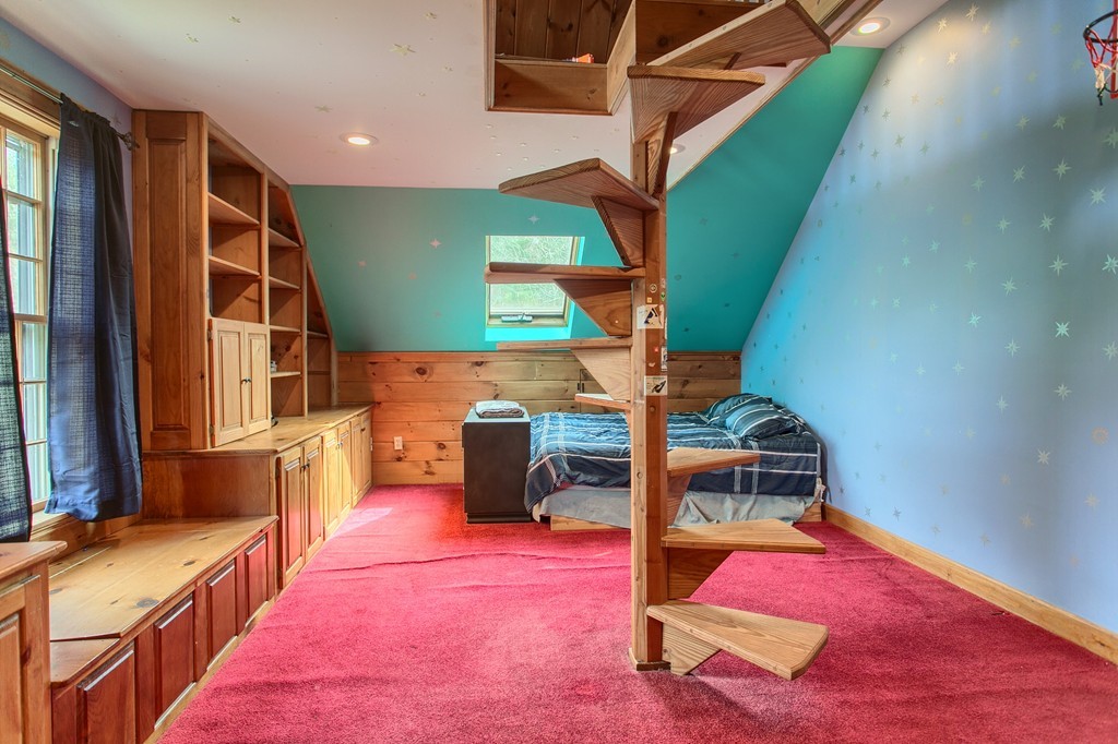 2 Ryan Road Townsend, MA 01474 - Photo 24 of 30 a backyard of a house