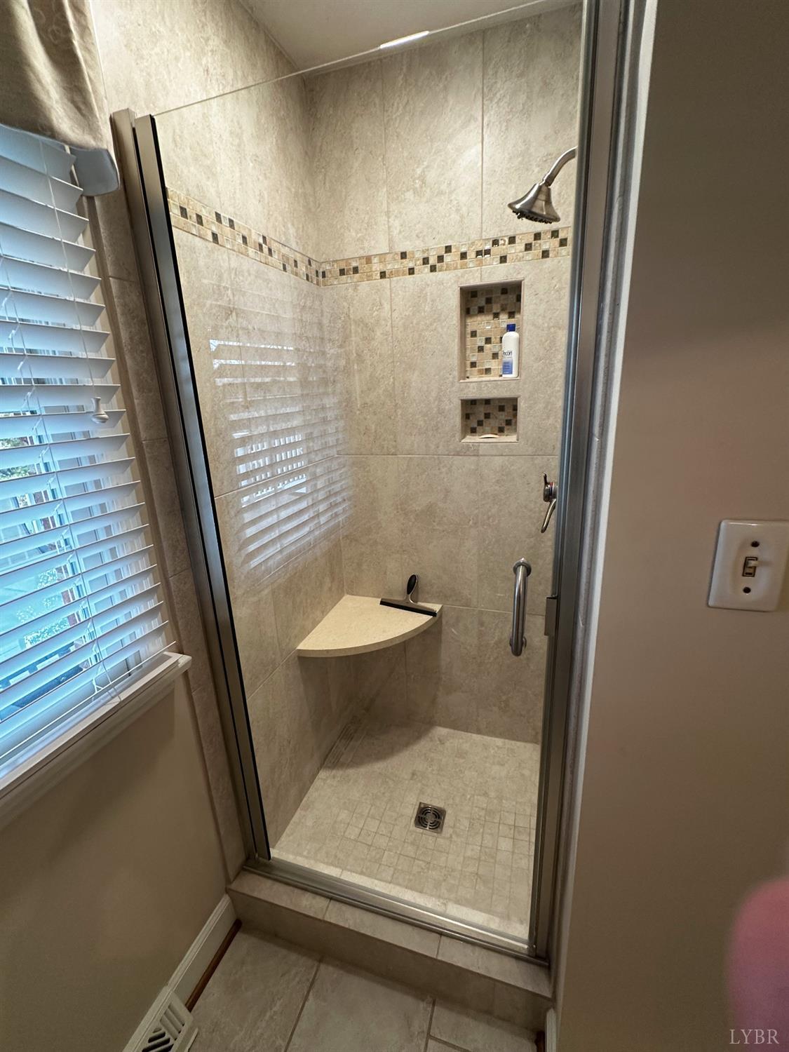 1687 Pilgrim Road Forest, VA 24551 - Photo 23 of 42 a bathroom with a shower